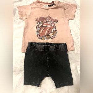 Super cute Cotton On baby girl set size 6-12 months